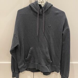 unisex hollister hoodie - size medium but fits like a small